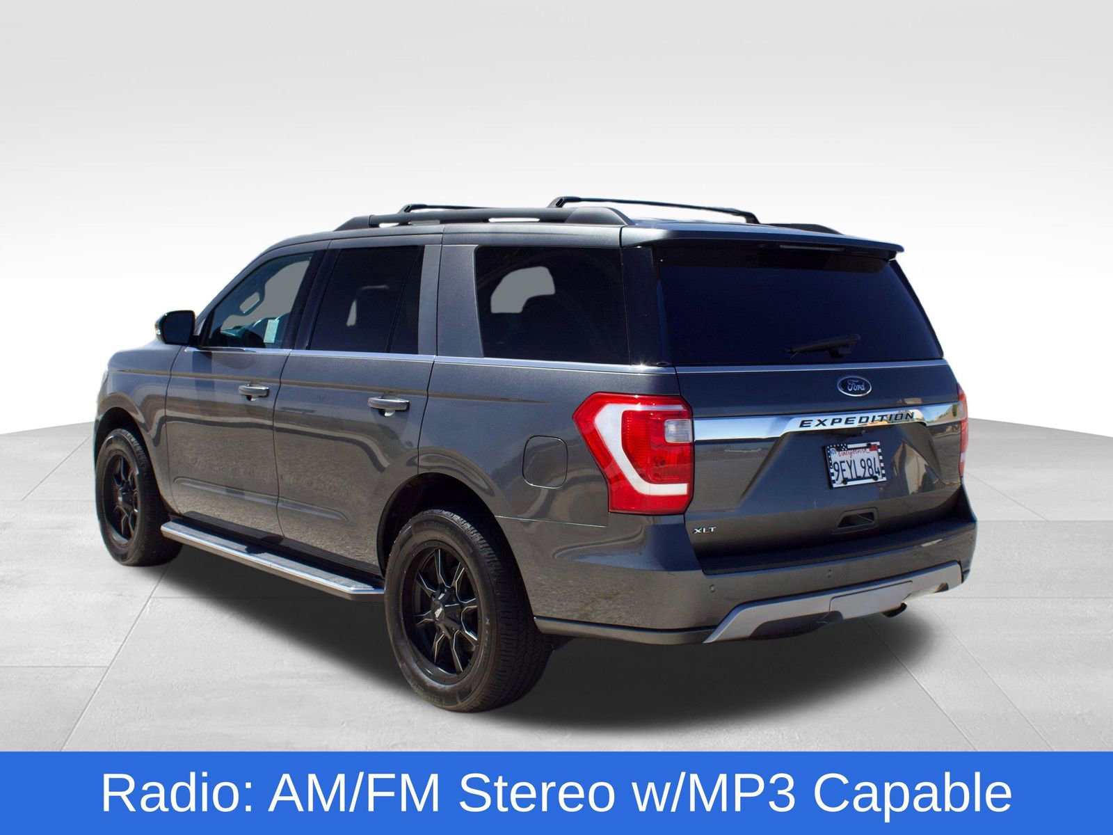 Used 2020 Ford Expedition XLT w/ Equipment Group 202A RWD image 5