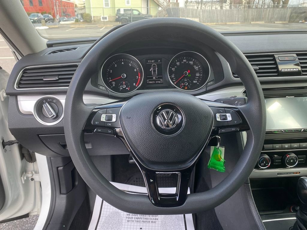 Used 2018 Volkswagen Passat 2.0T S image 15