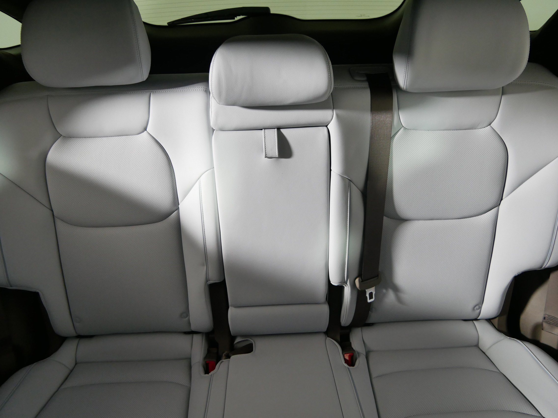 Used 2026 Genesis GV70 2.5T Advanced image 13