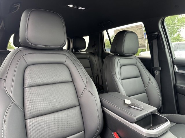 New 2026 GMC Terrain Elevation w/ Elevation Premium Package image 8