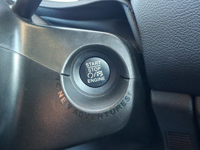 Used 2021 Jeep Renegade Latitude image 27