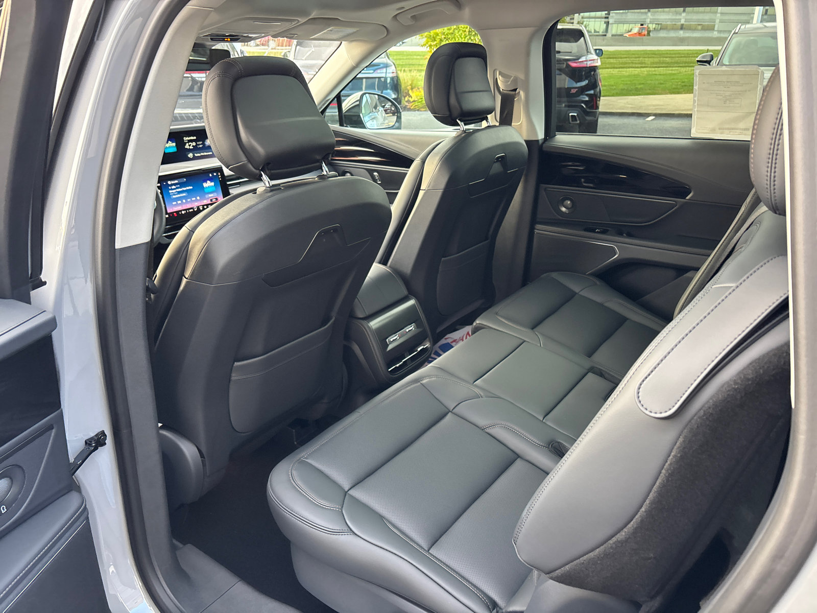 New 2026 Lincoln Nautilus Premier w/ Equipment Group 102A image 29