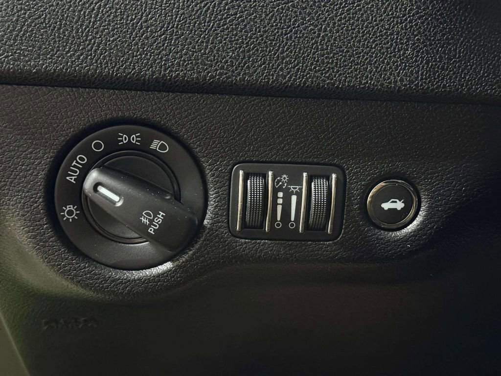 Used 2023 Dodge Charger Scat Pack w/ Technology Group image 8