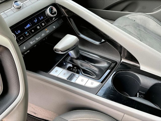 Used 2023 Hyundai Elantra SEL w/ Convenience Package FWD image 15