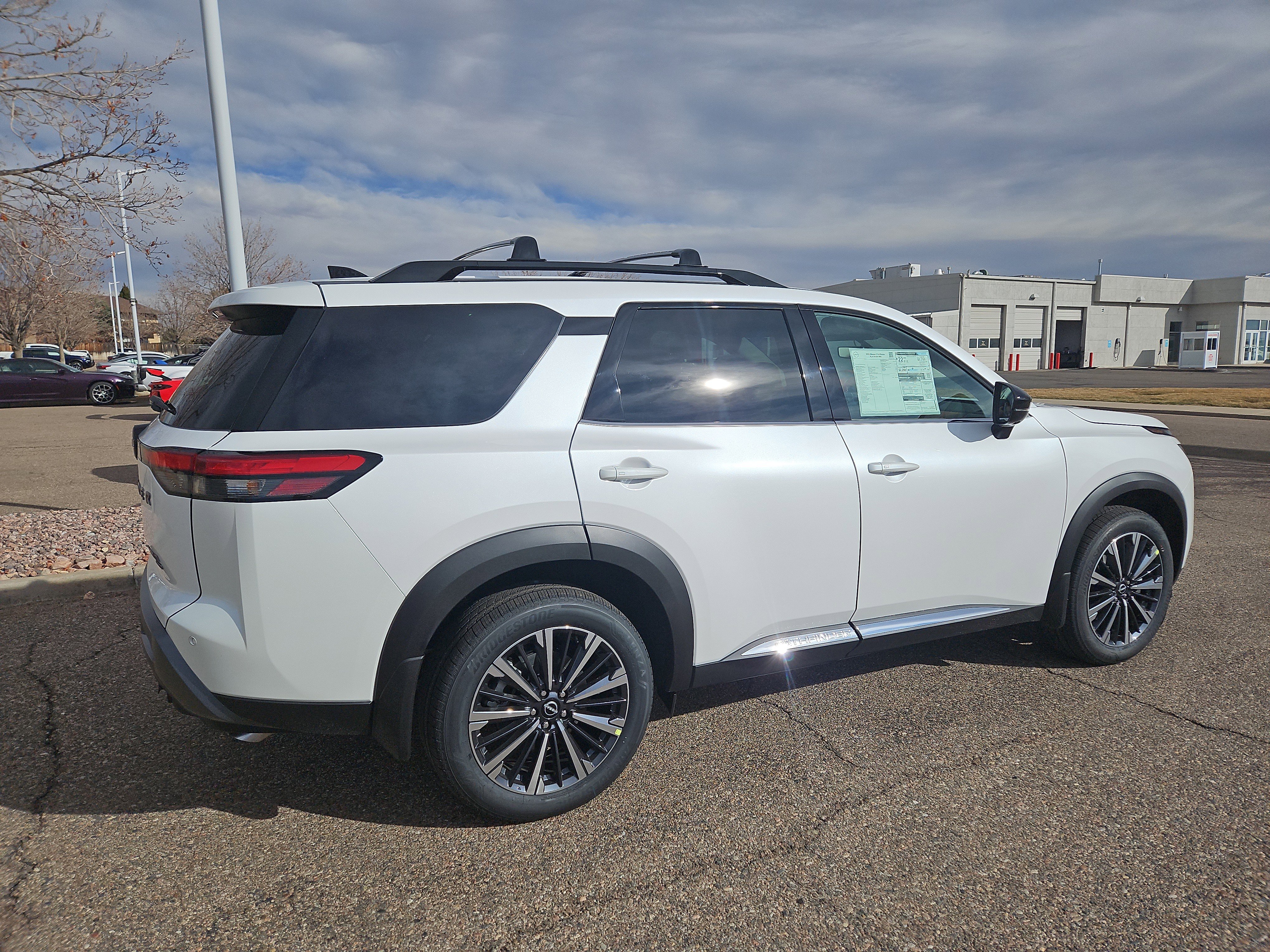 New 2026 Nissan Pathfinder Platinum AWD/4WD image 3