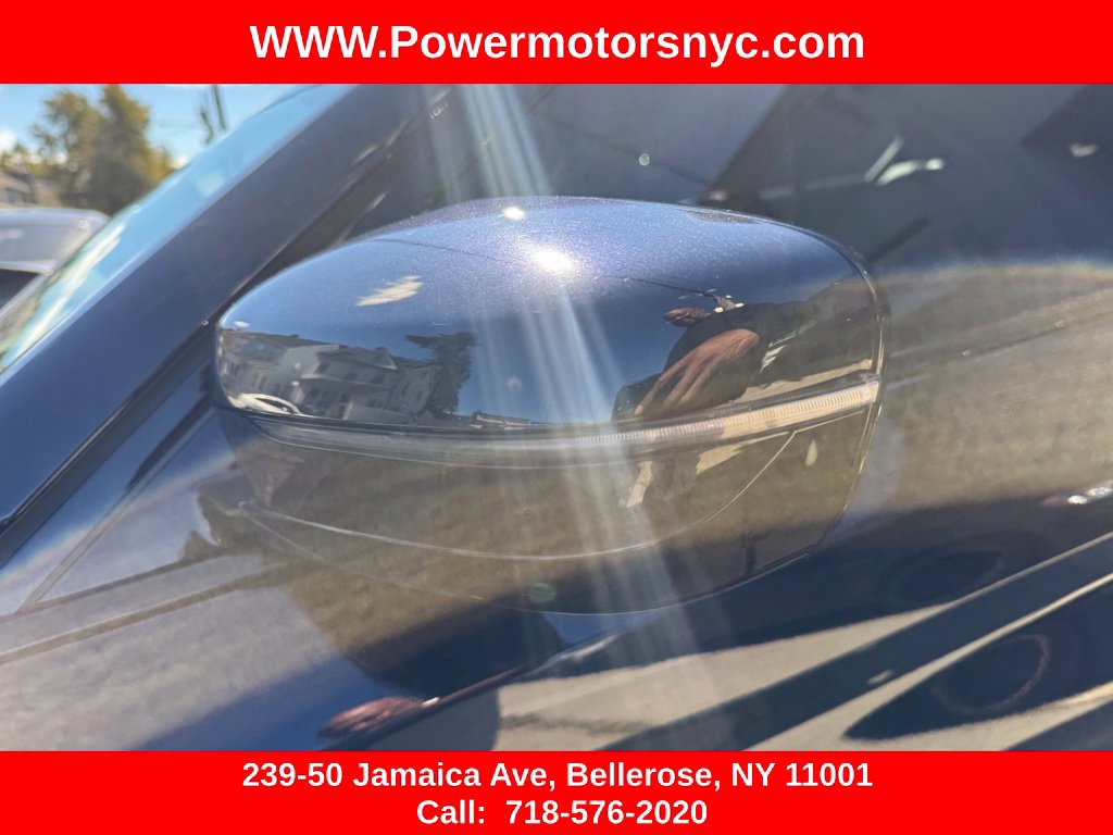 Used 2021 BMW 530i RWD image 11