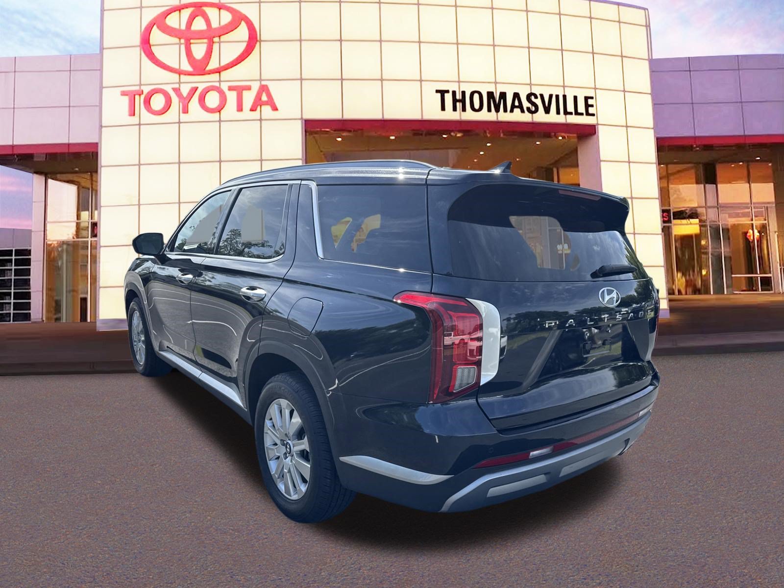 Used 2025 Hyundai Palisade SEL FWD image 7