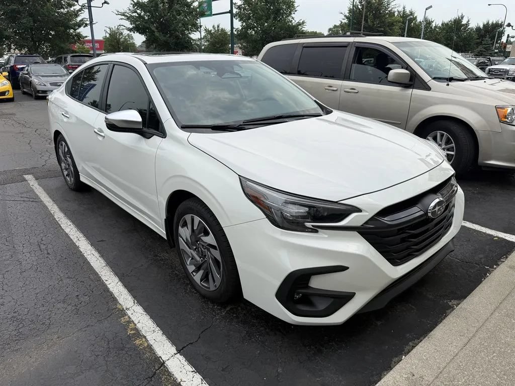 Used 2025 Subaru Legacy Touring XT AWD/4WD image 2