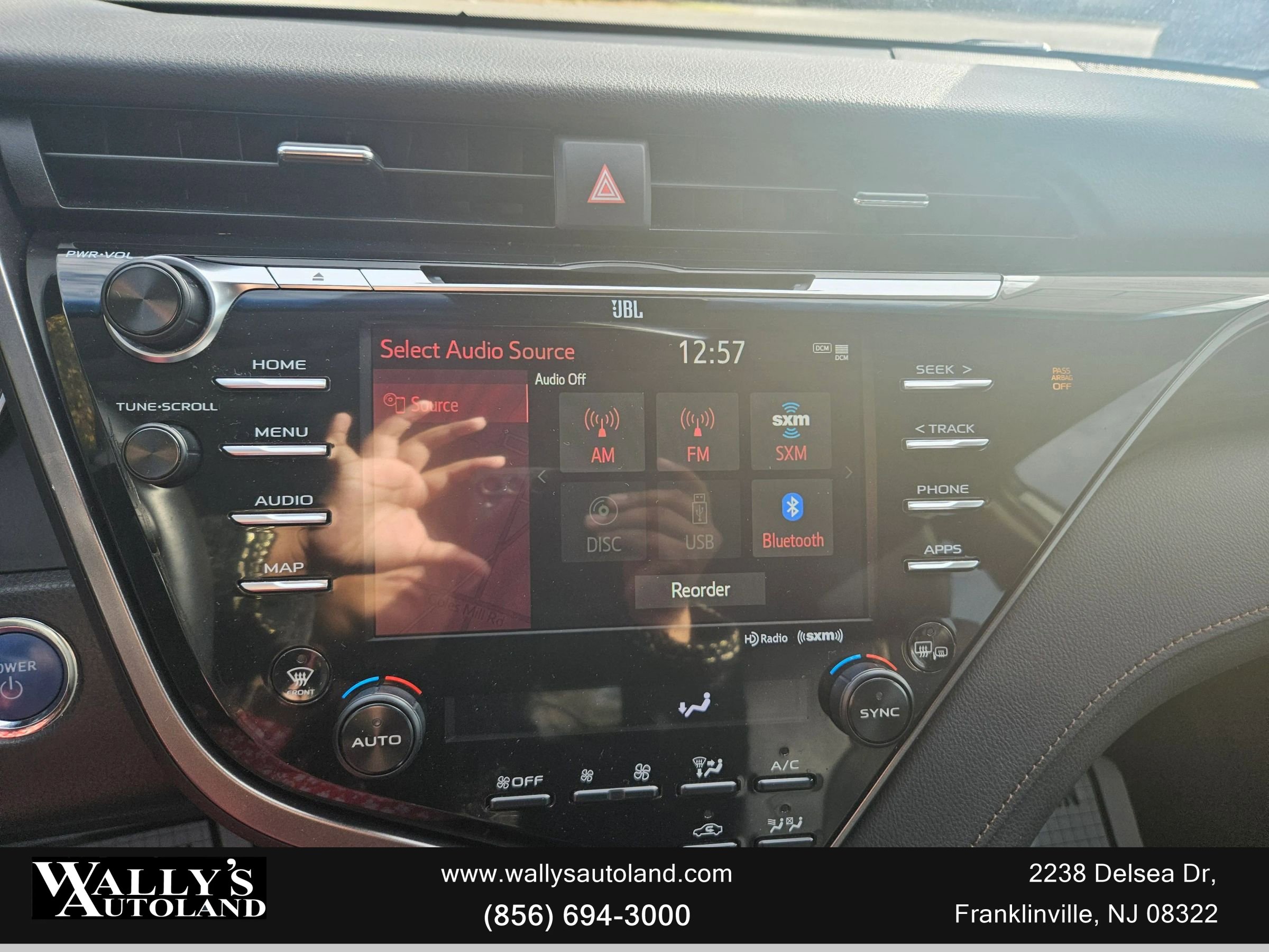 Used 2020 Toyota Camry XLE w/ Driver Assist Package image 11