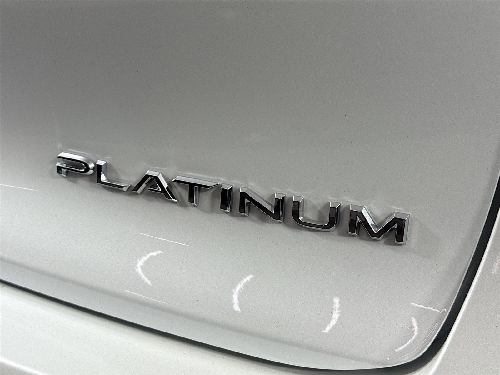 Certified 2025 Toyota Crown Platinum image 15