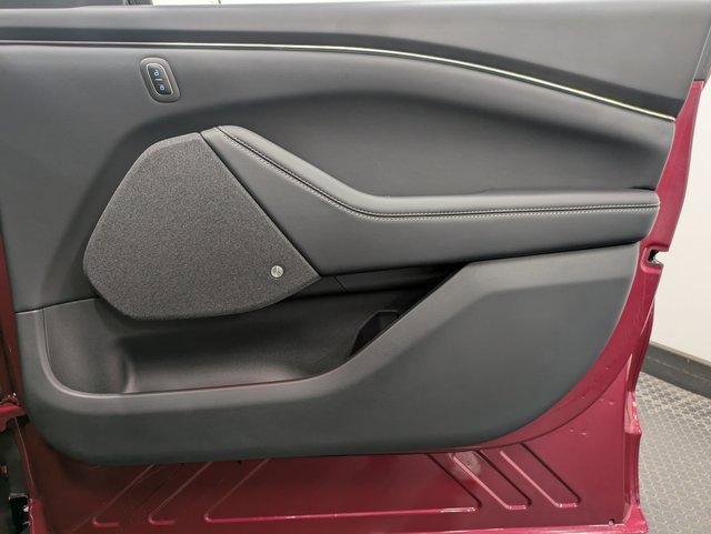 Used 2025 Ford Mustang Mach-E Premium w/ Interior Protection Package image 27