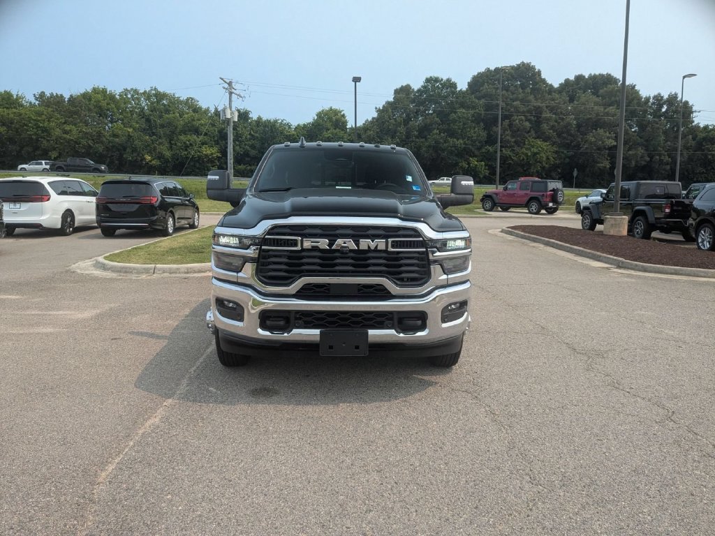 New 2026 RAM 3500 Big Horn AWD/4WD image 8