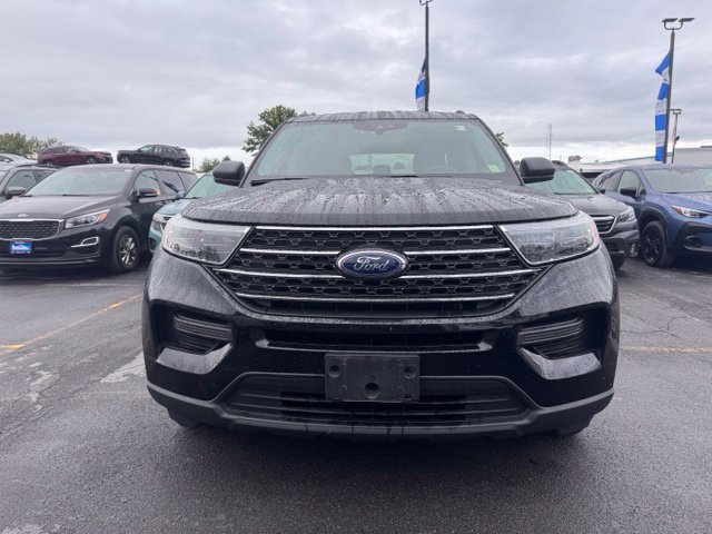 Used 2023 Ford Explorer XLT AWD/4WD image 4
