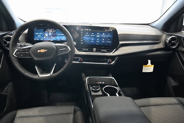 New 2026 Chevrolet Equinox LT w/ Convenience Package II image 12