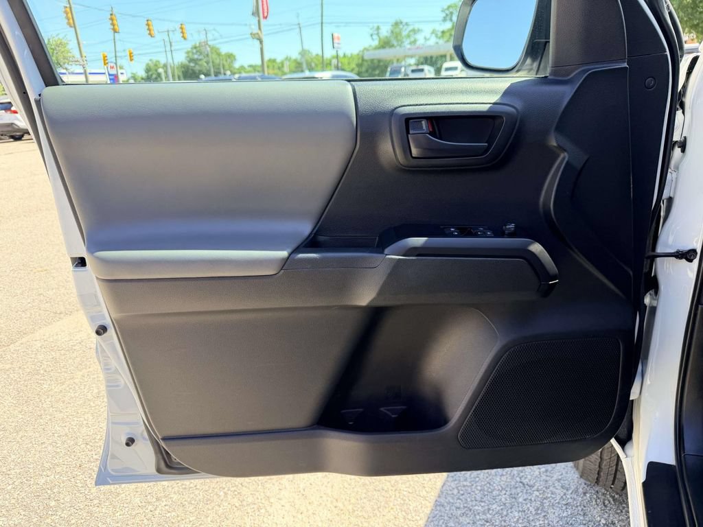Certified 2022 Toyota Tacoma SR w/ SR Convenience Package RWD image 17