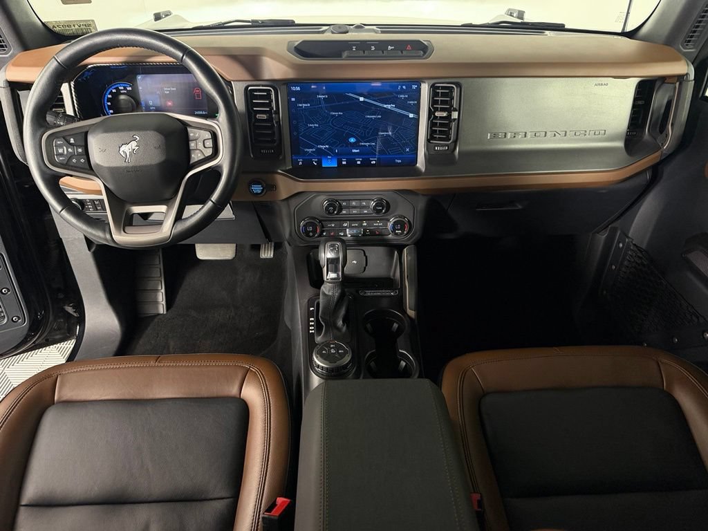 Used 2024 Ford Bronco Outer Banks AWD/4WD image 12