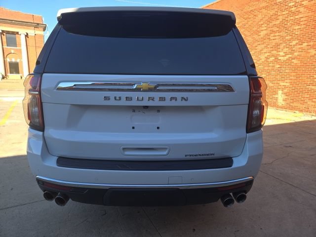 Used 2023 Chevrolet Suburban Premier AWD/4WD image 6