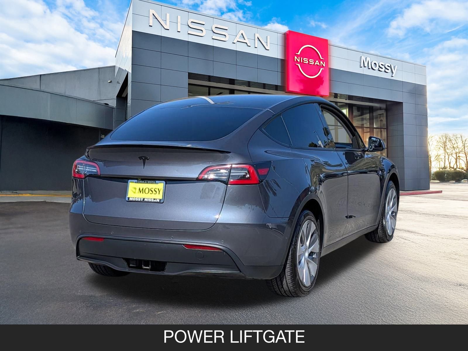 Used 2021 Tesla Model Y 2WD image 8