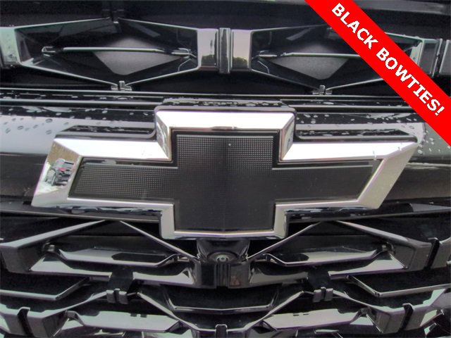 Used 2024 Chevrolet Traverse RS image 32