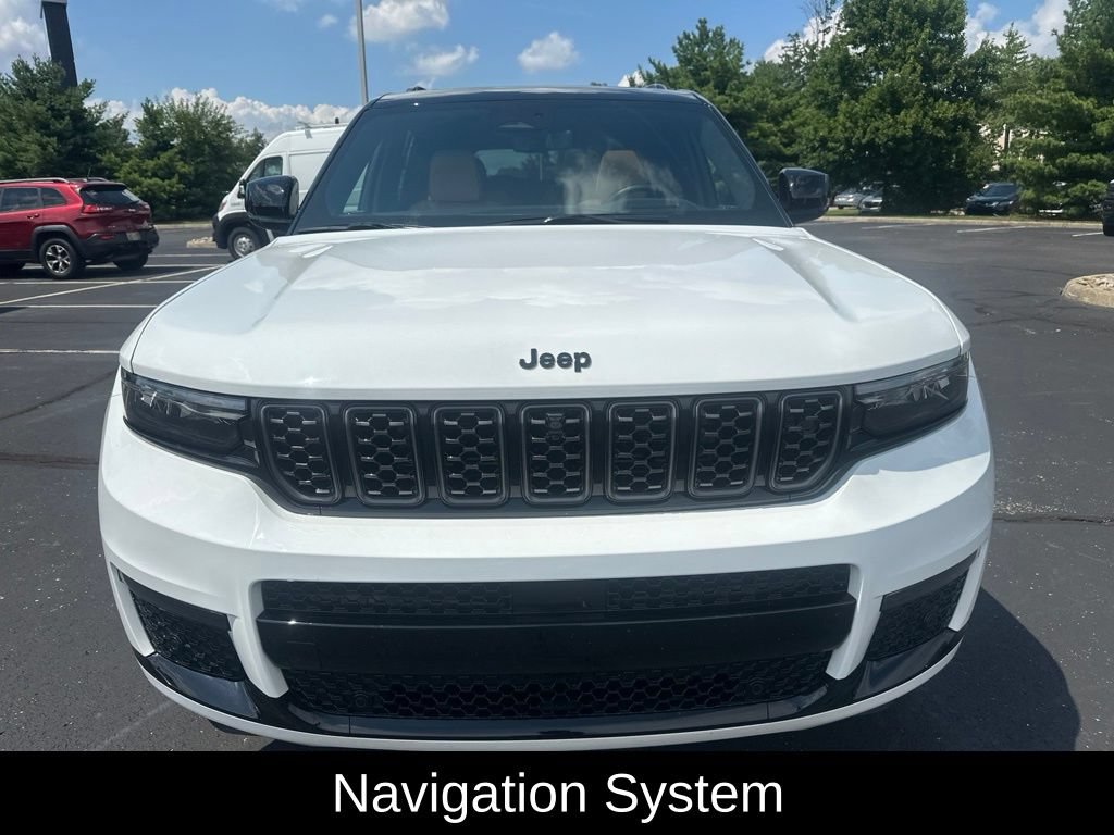 Certified 2025 Jeep Grand Cherokee L Summit AWD/4WD image 3