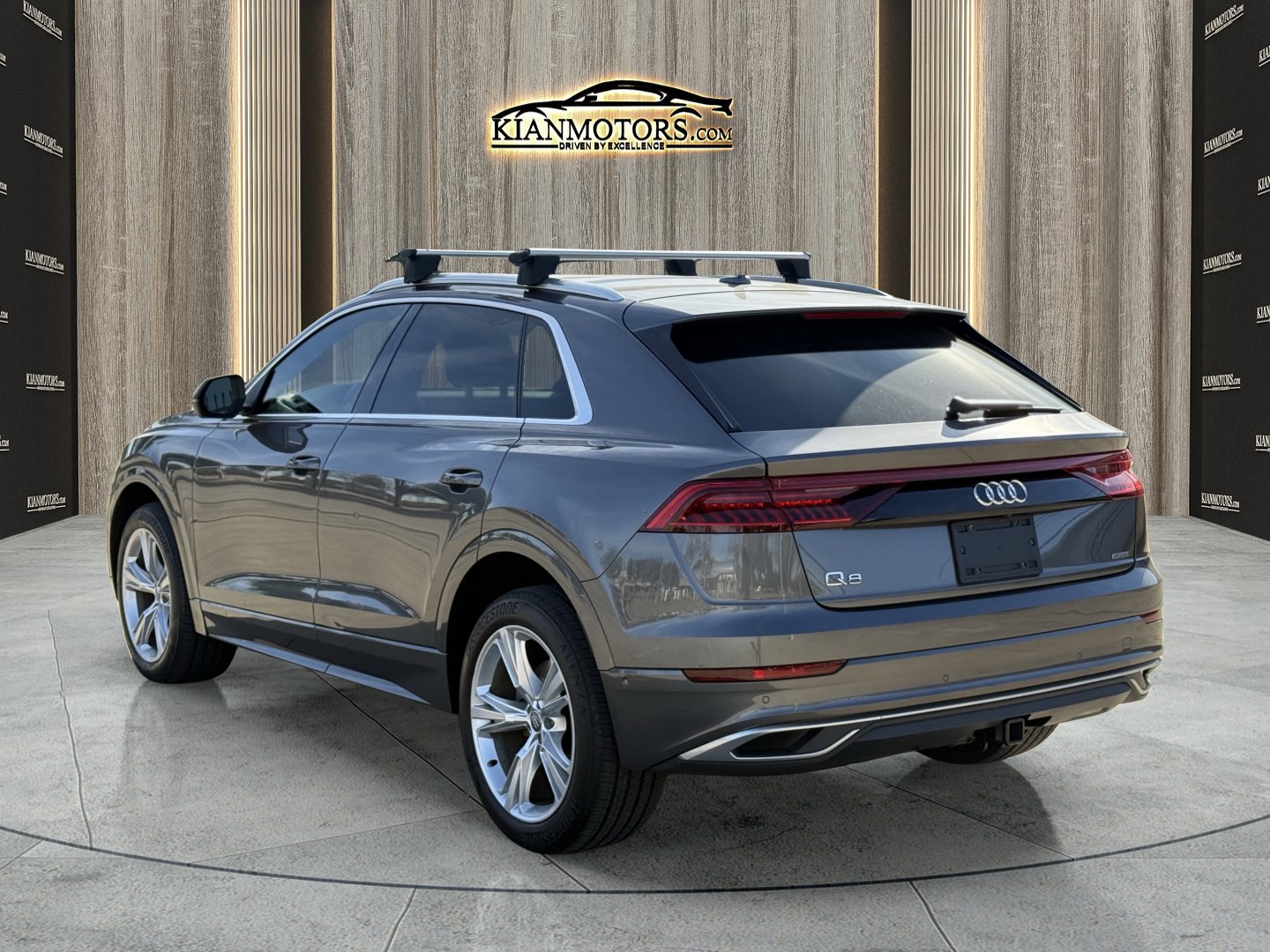 Used 2019 Audi Q8 Premium Plus w/ Premium Plus image 5