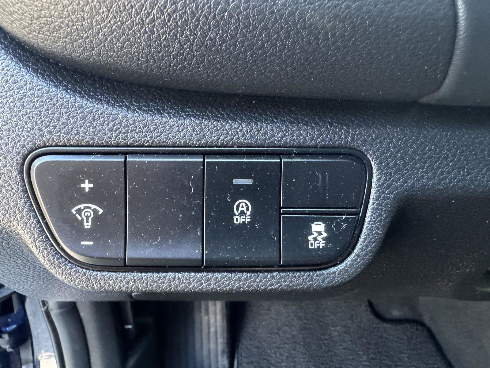 Used 2024 Kia Seltos EX AWD/4WD image 21