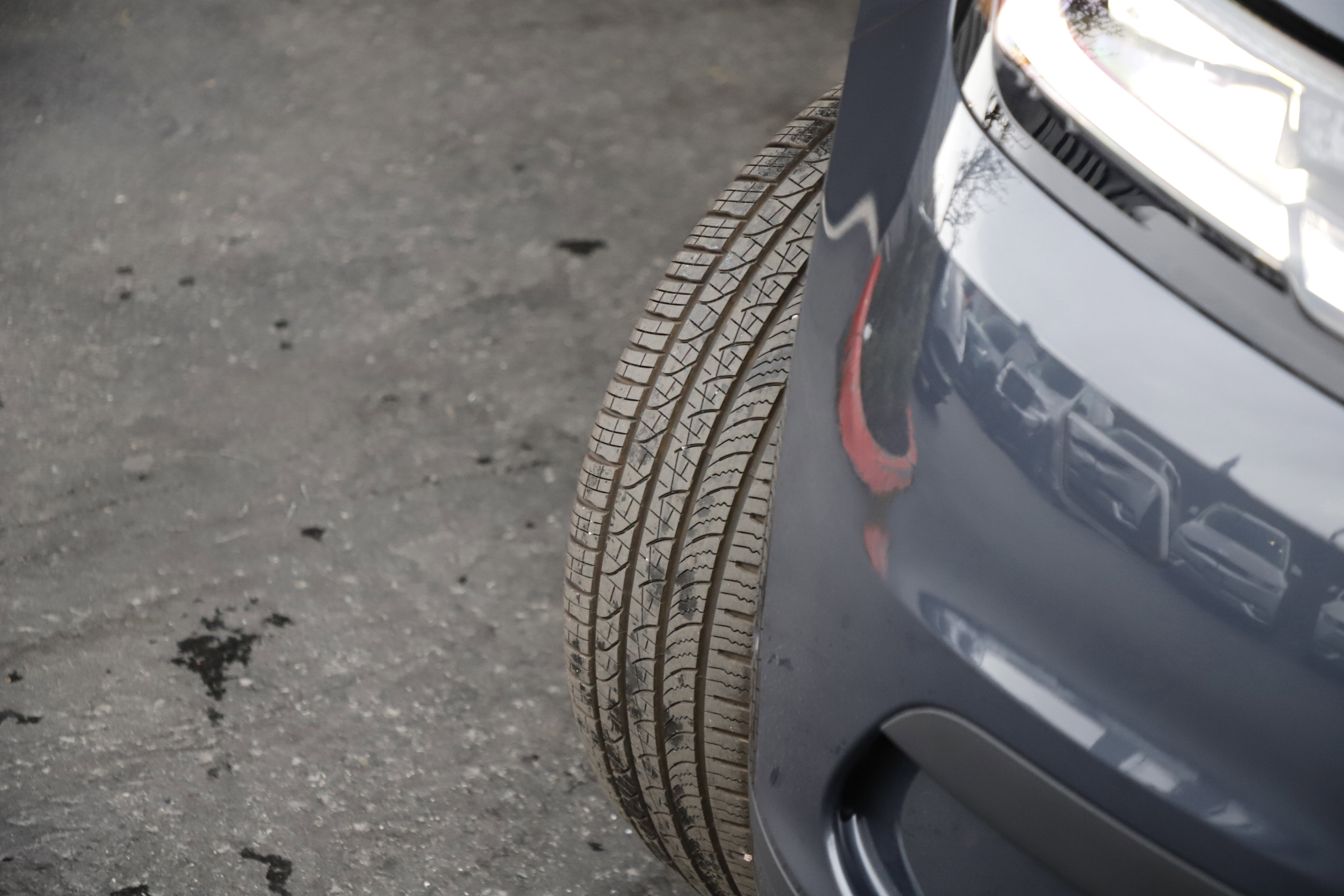 New 2026 Land Rover Range Rover Velar S image 3