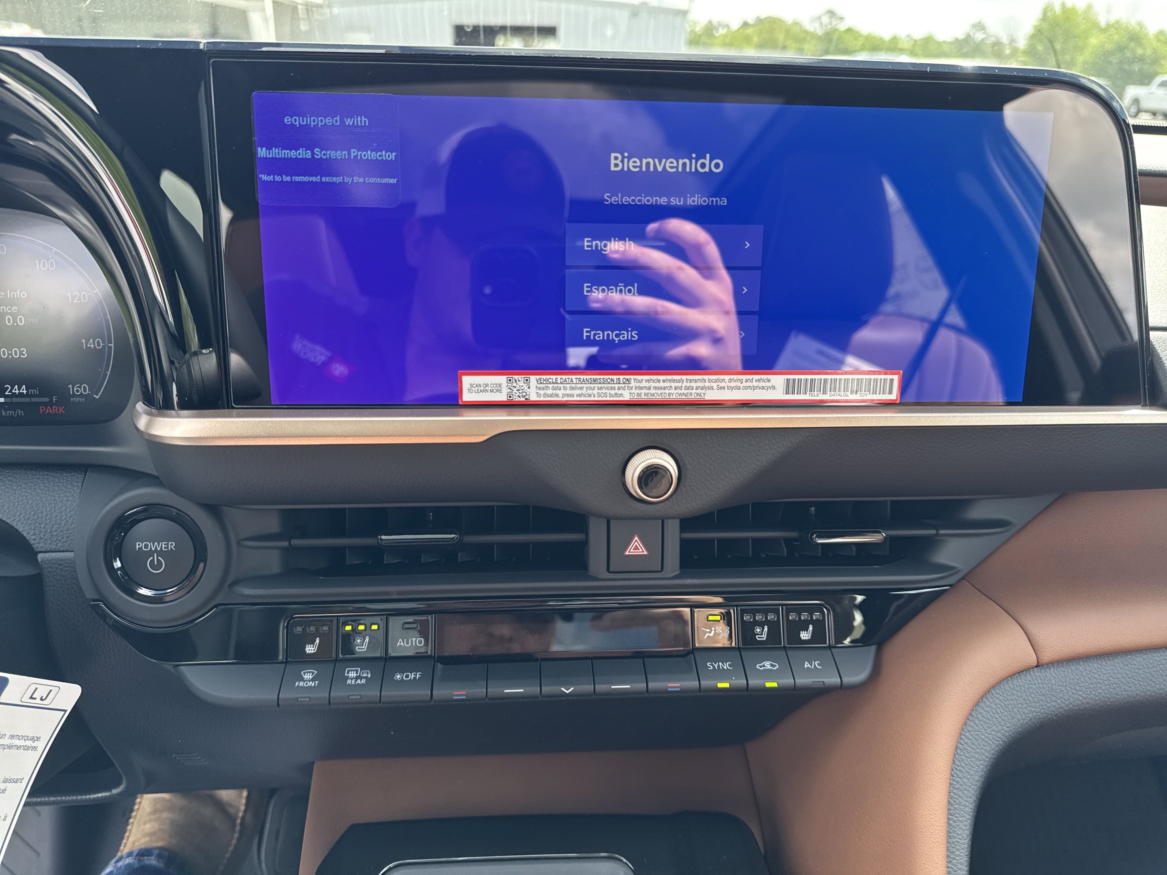 New 2025 Toyota Crown Signia w/ Advanced Technology Package AWD/4WD image 19