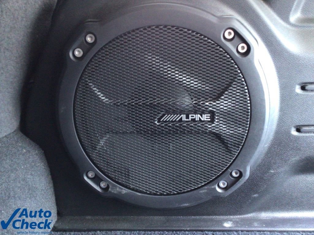 Used 2022 Jeep Wrangler Unlimited Sahara w/ Cold Weather Group image 32