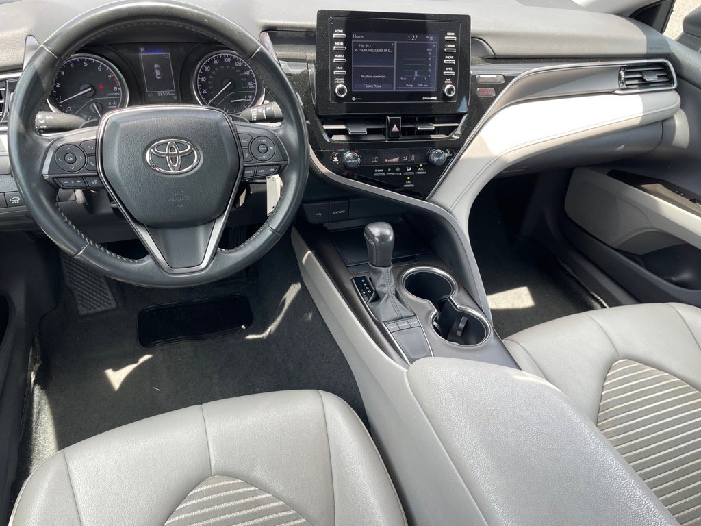 Used 2023 Toyota Camry SE image 12