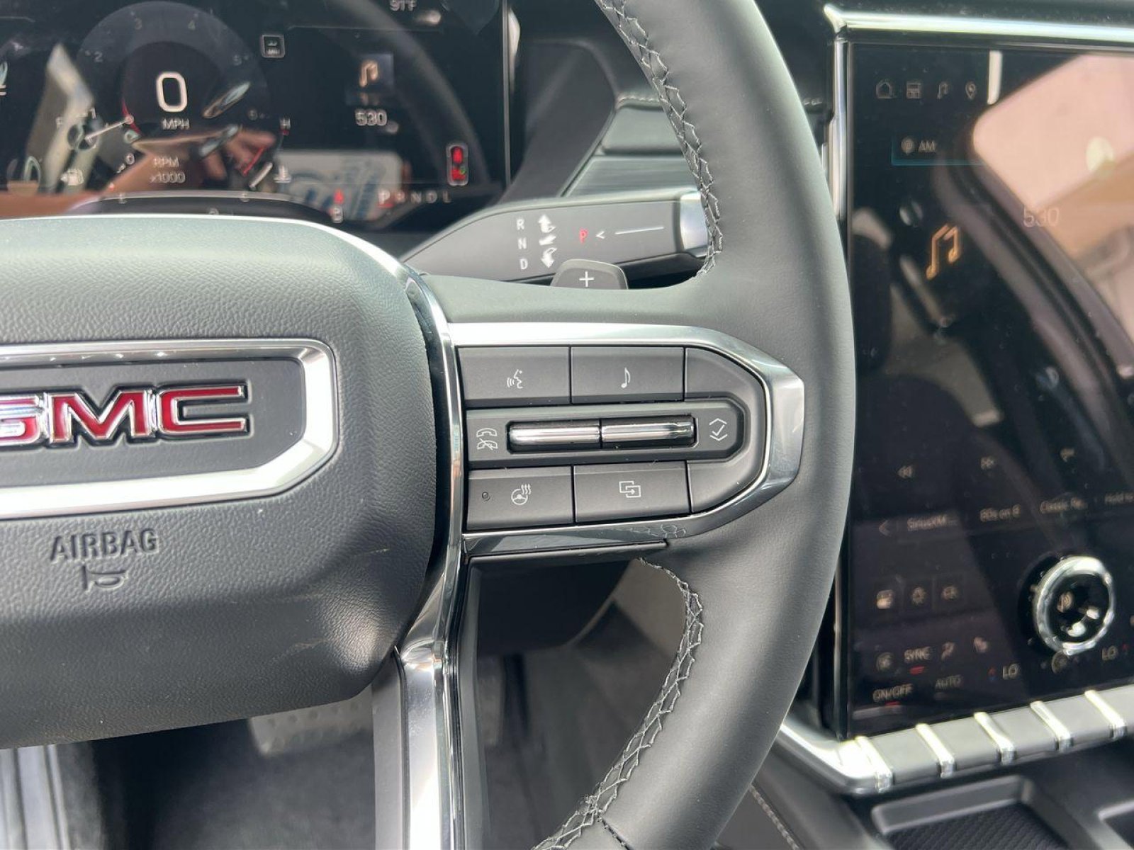 New 2025 GMC Acadia Elevation image 27