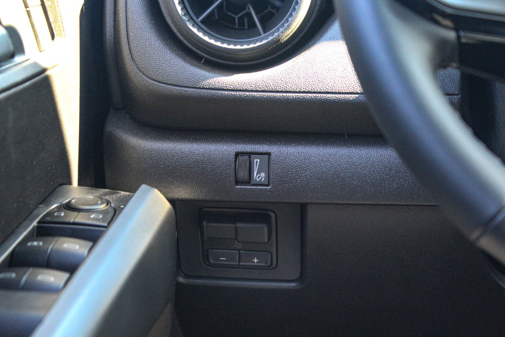 New 2026 Chevrolet Colorado Trail Boss AWD/4WD image 16