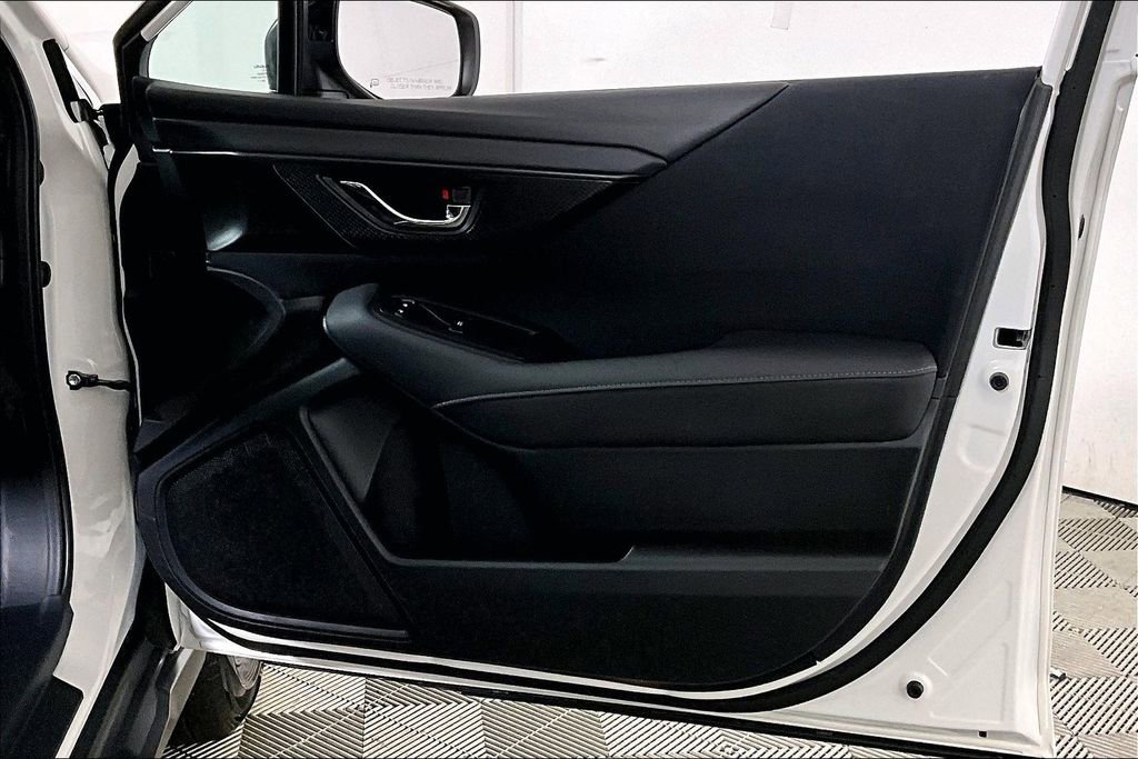 Used 2025 Subaru Outback Premium image 23