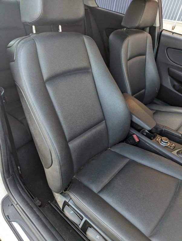 Used 2013 BMW 128i Coupe w/ Technology Pkg image 22