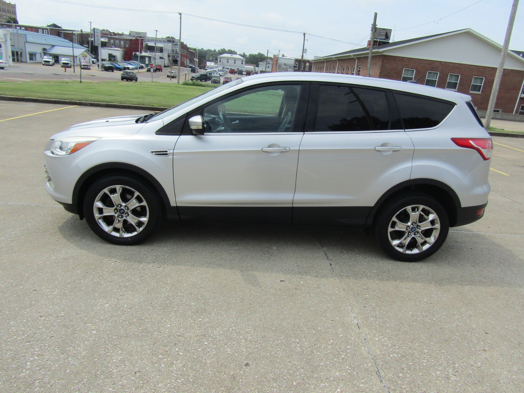 Used 2013 Ford Escape SEL FWD image 6