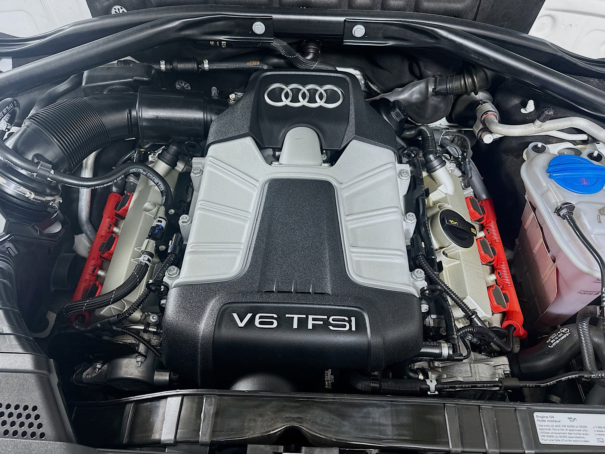 Used 2017 Audi SQ5 Premium Plus w/ Technology Package image 35