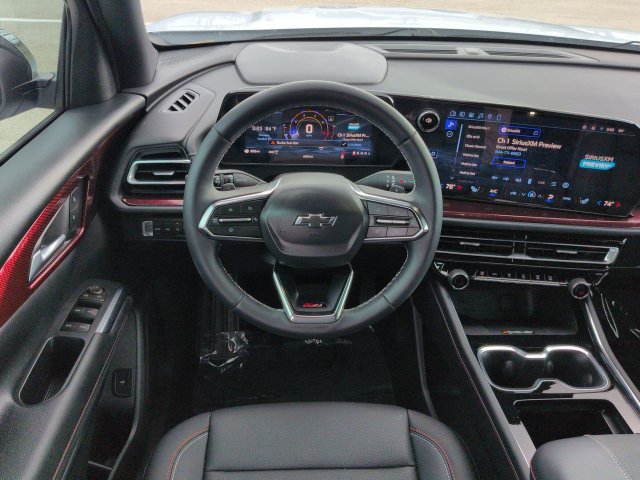 Used 2026 Chevrolet Traverse Z71 w/ Driver Confidence Package AWD/4WD image 16