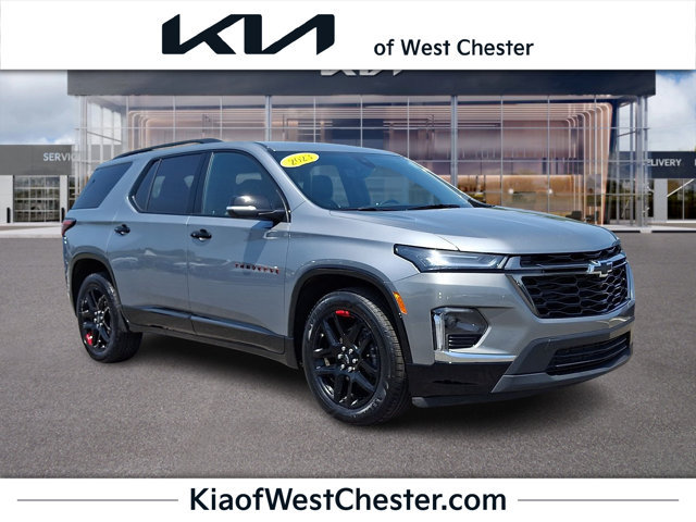 Used 2023 Chevrolet Traverse Premier w/ Redline Edition AWD/4WD image 1