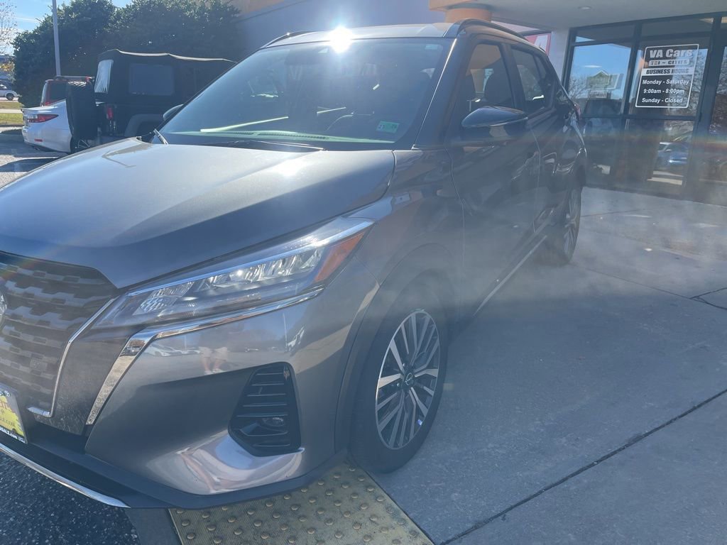Used 2024 Nissan Kicks SR image 8