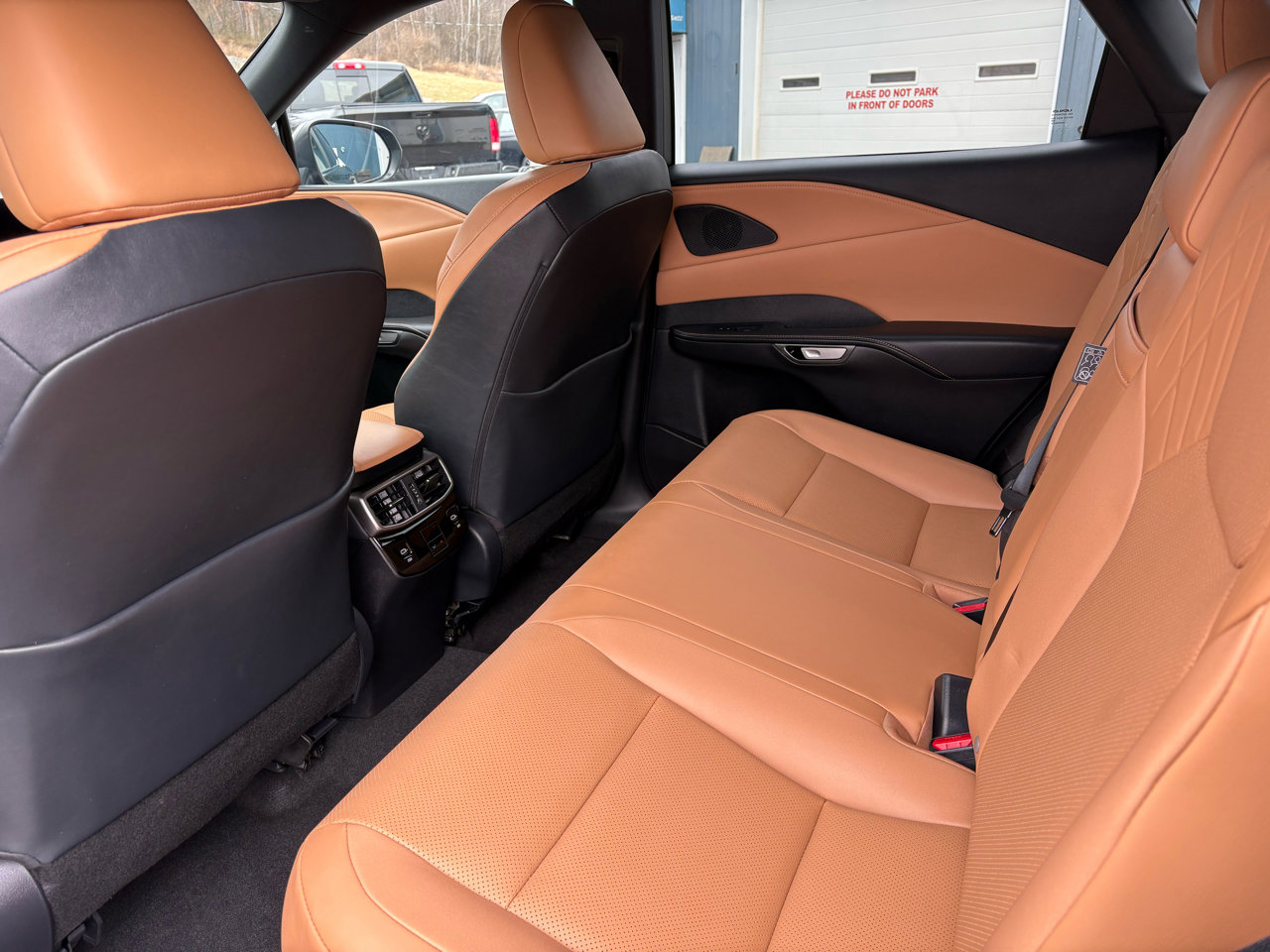 Used 2025 Lexus RX 350 AWD image 20