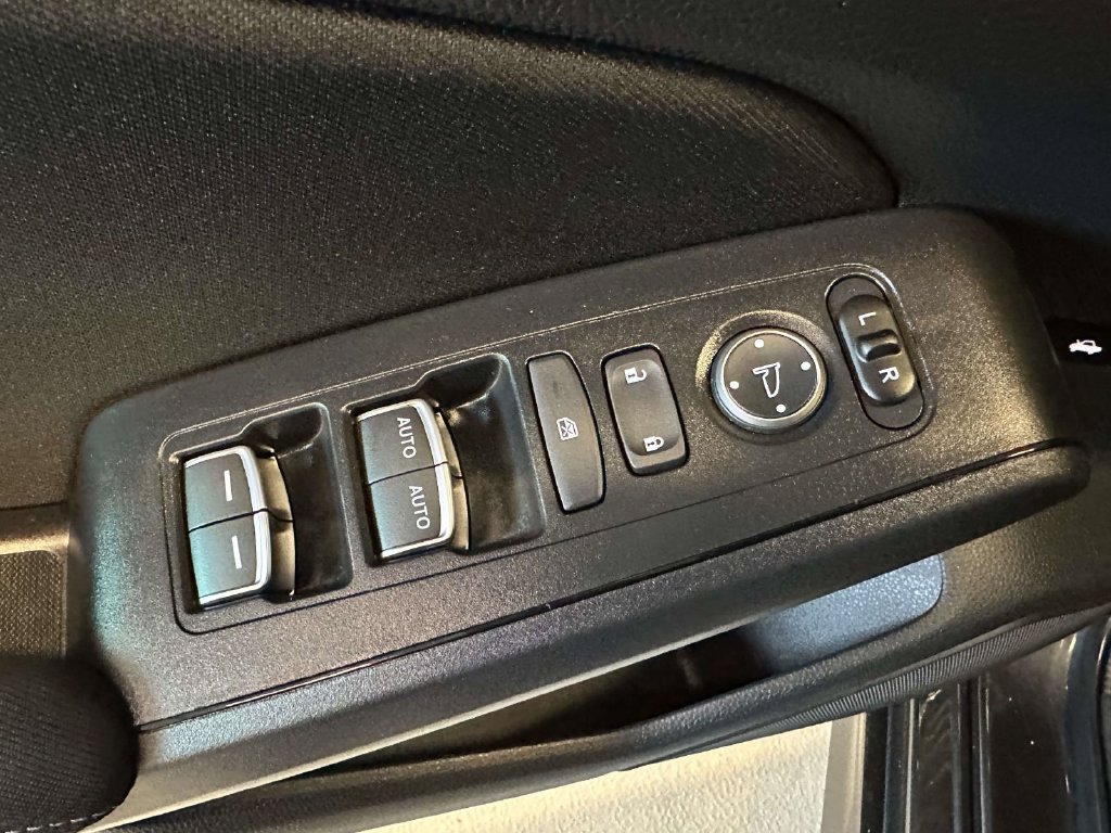 Used 2025 Honda Civic Sport image 19