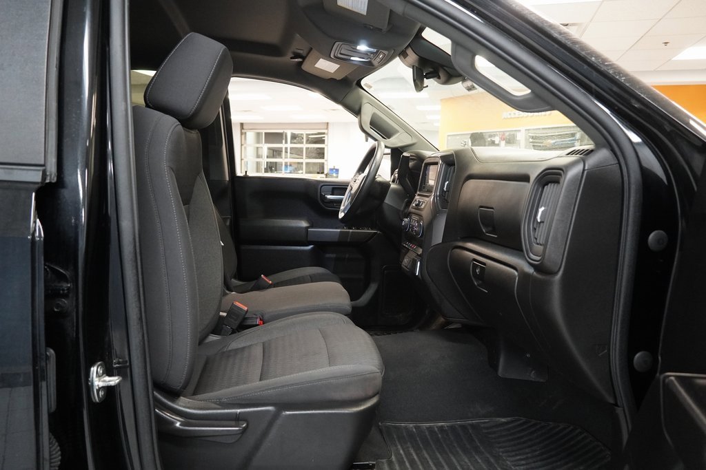 Used 2022 Chevrolet Silverado 1500 Custom image 24