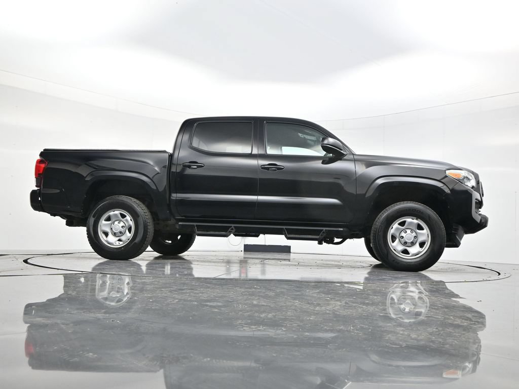 Used 2022 Toyota Tacoma SR AWD/4WD image 46