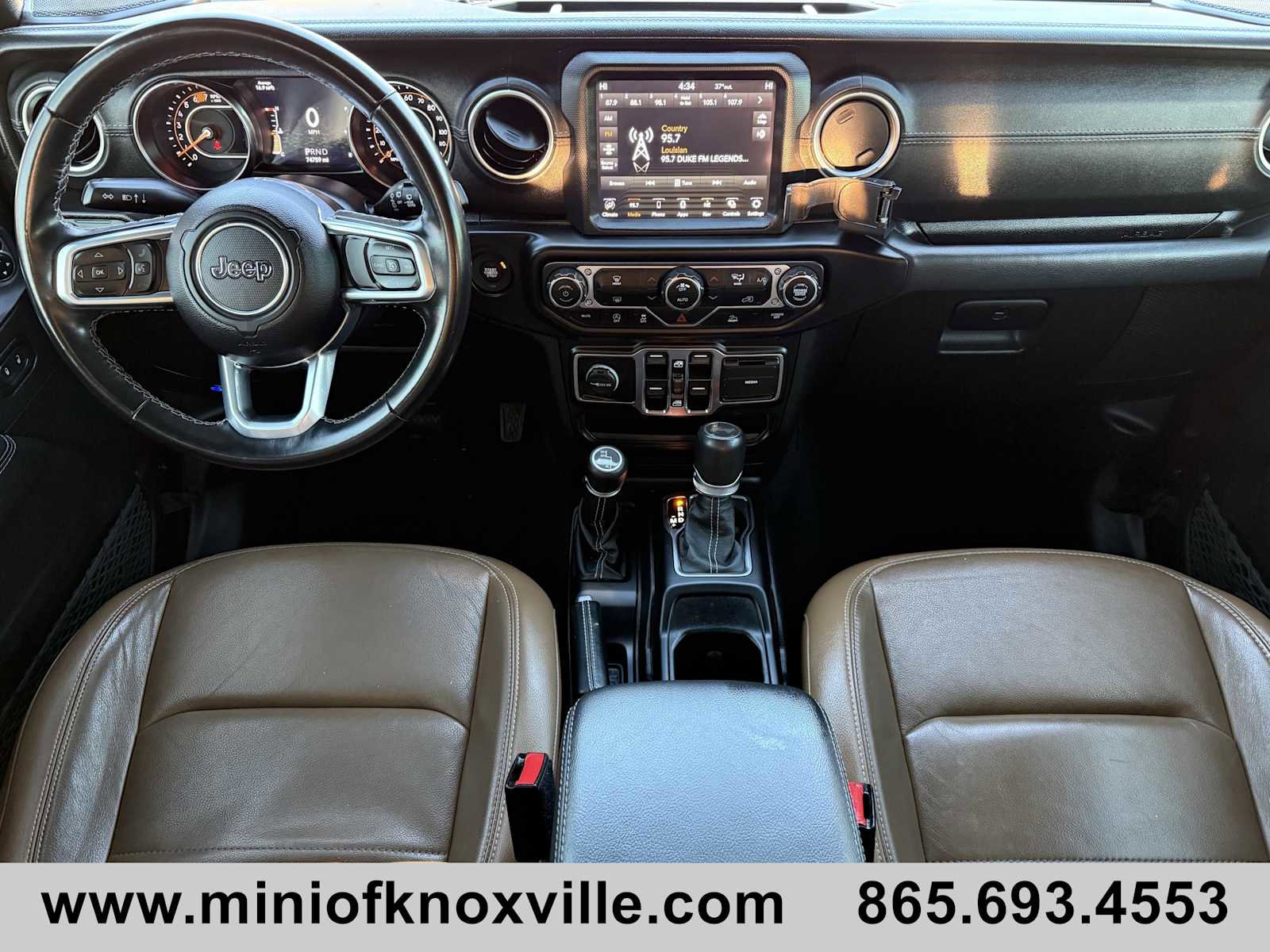 Used 2022 Jeep Wrangler Unlimited Sahara image 16