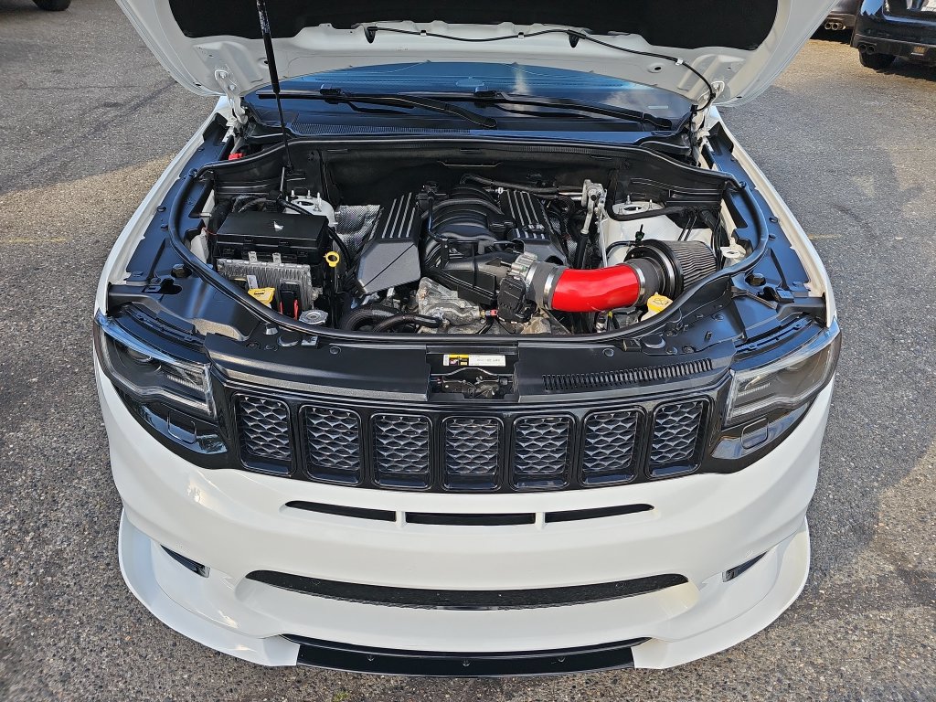 Used 2017 Jeep Grand Cherokee SRT AWD/4WD image 44