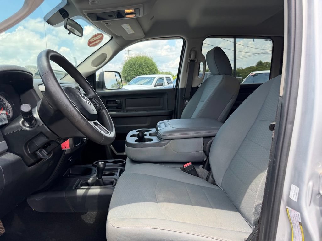 Used 2018 RAM 3500 Tradesman w/ Chrome Appearance Group AWD/4WD image 15