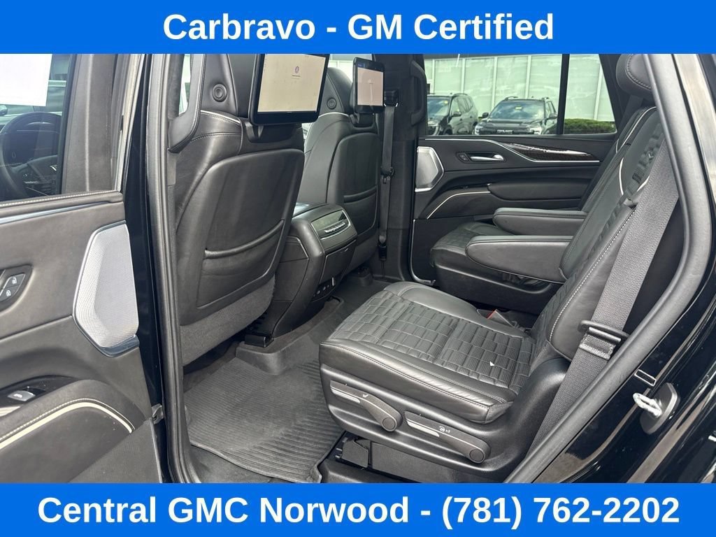 Used 2024 Cadillac Escalade Sport Platinum w/ LPO, ONYX Package AWD/4WD image 21