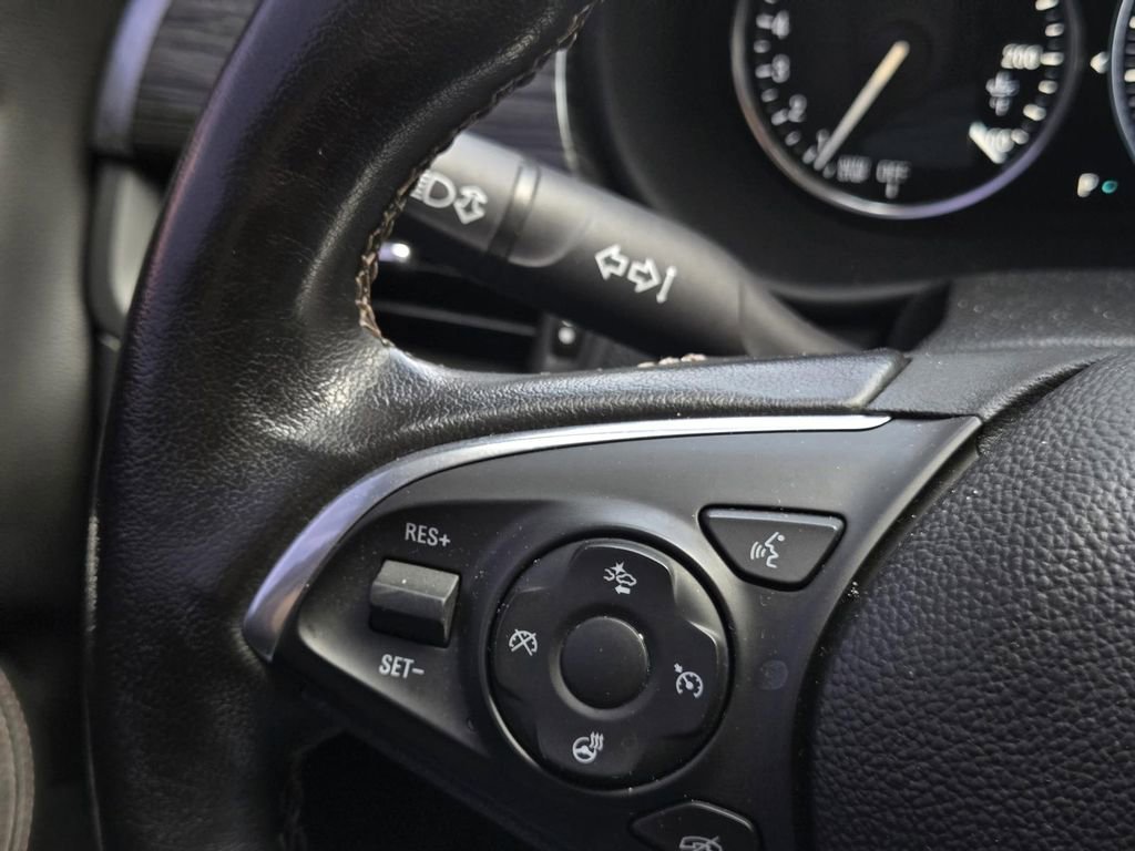 Used 2017 Buick Envision Premium image 26