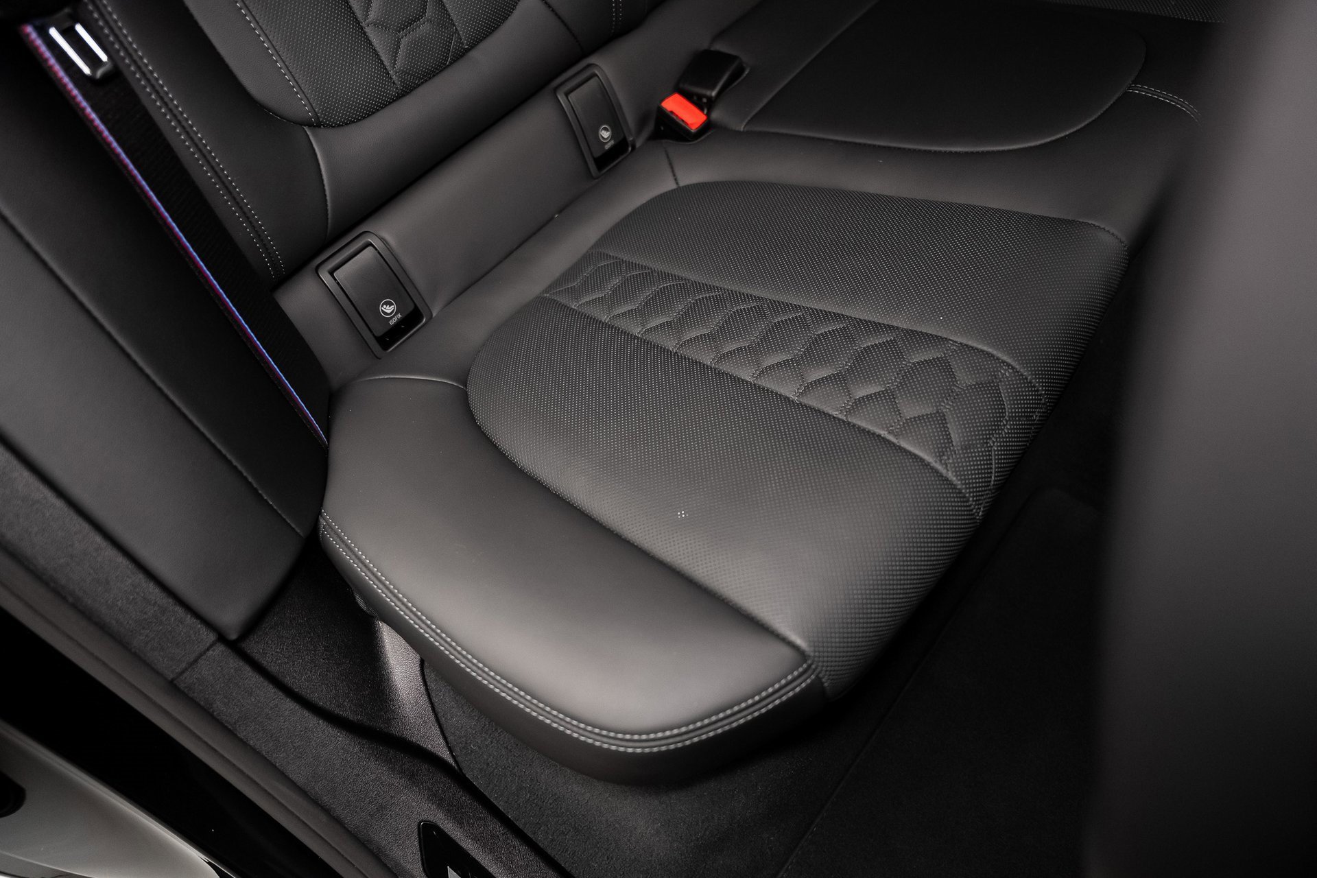 Used 2024 BMW X6 M Competition image 69