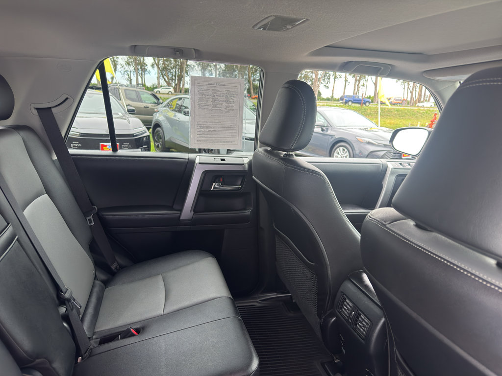 Used 2018 Toyota 4Runner SR5 Premium AWD/4WD image 14